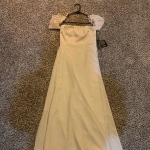 Lulu’s formal gown never worn with tags!